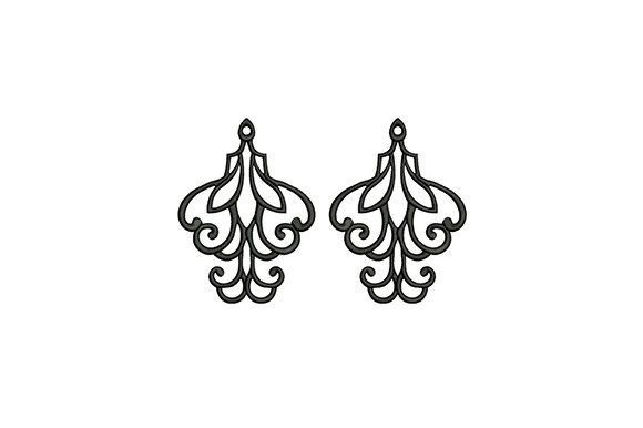 Chandelier Earrings: A Designer’s Review